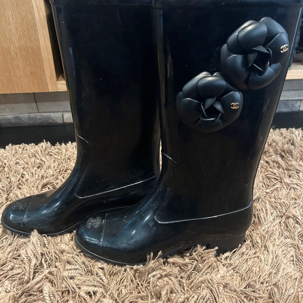 CHANEL Black Winter & Rain Boots